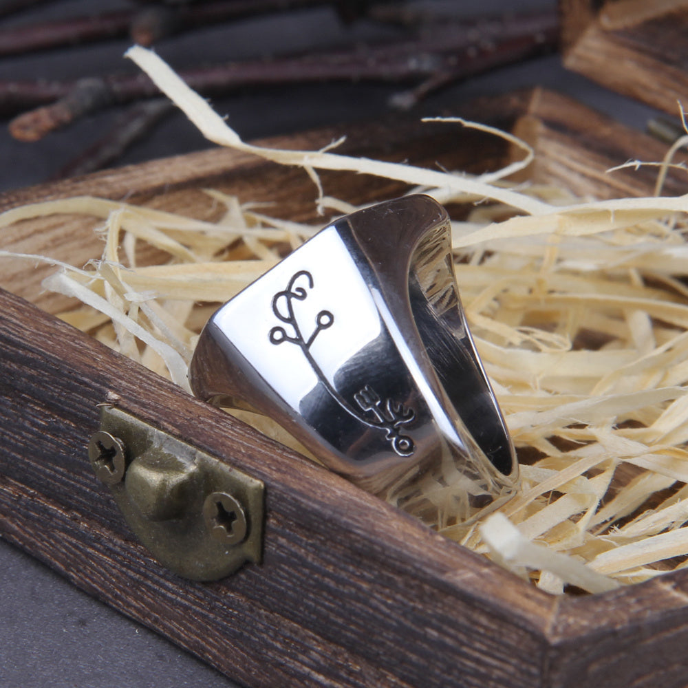 Gothic Loli Nordic Compass Ring Male